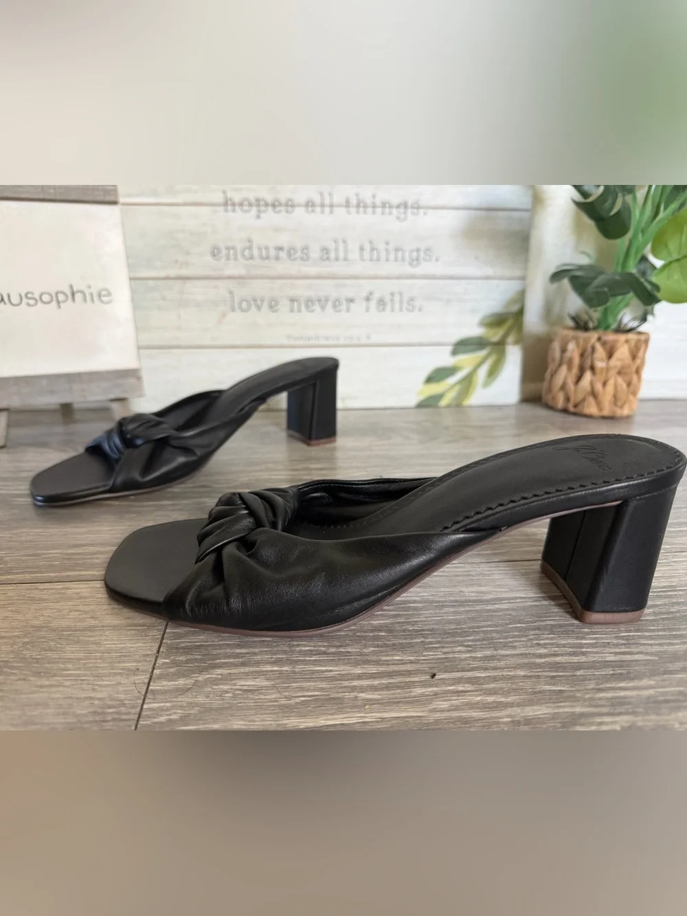J. Crew Knotted Block Heel Slide Sandals in Black Leather. Size 7